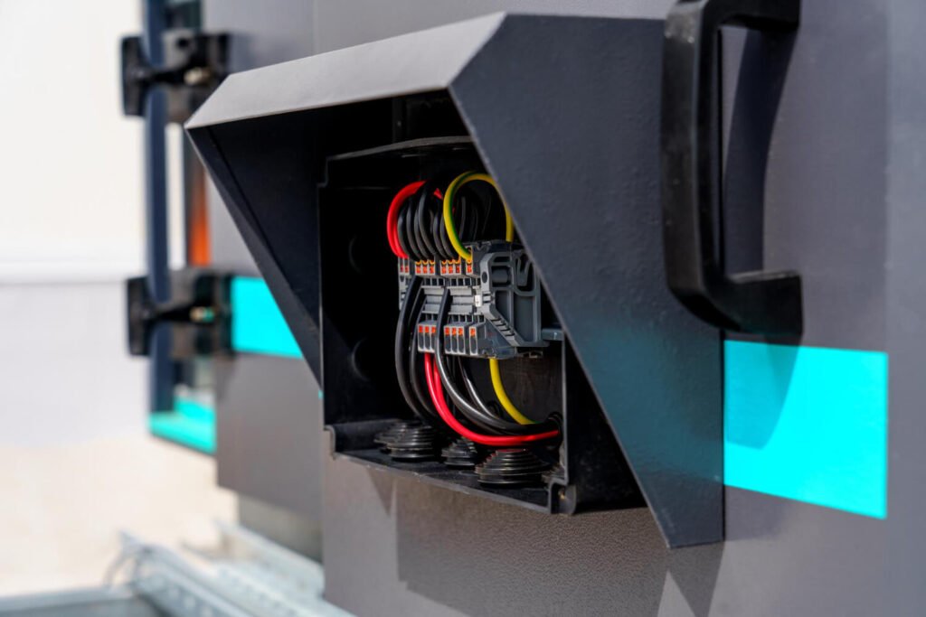 תחזוקת מצברים למערכות אל פסק